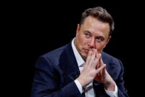 Thủ tướng Thái Lan hội đàm với giám đốc Tesla