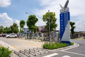 Cứ 3,5km là có một trạm sạc xe điện VinFast
