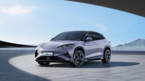 BYD ra mắt Sea Lion 07 để cạnh tranh với Model Y