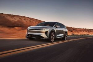 Lucid ra mắt SUV điện Gravity: đi hơn 700 km, giá dưới 80.000 USD