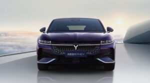 Voyah trình làng bản PHEV của mẫu sedan hàng đầu, nhận 10.000 đơn sau 5 giờ