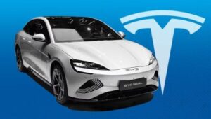 BYD lần đầu tiên đánh bại Tesla về doanh số quý
