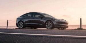 Tesla ra mắt Model 3 Highland mới tại Bắc Mỹ