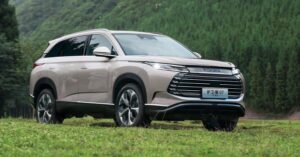 BYD ra mắt bản mới của Frigate 07 với giá thấp hơn 13%
