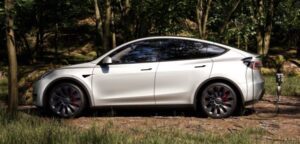Tesla sẽ tăng giá Model Y vào tháng tới
