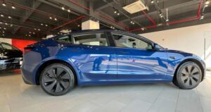 Tesla hủy bỏ kế hoạch phát triển ô tô giá rẻ?