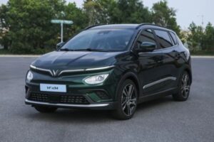 VinFast VF e34 chào sân ở Ấn Độ