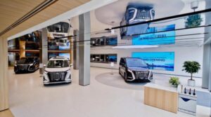 BYD Denza khai trương showroom đầu tiên tại Campuchia