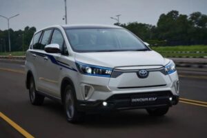 Toyota Innova EV xuất hiện tại Indonesia